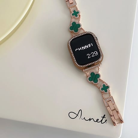 【N106】「apple watchカバー付き」幸せの四葉のクローバー アップルウォッチ交換バンド かわいい set