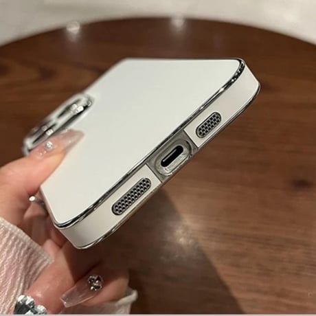 【N400】iphone17/17pro ケース シンプル おしゃれ iphone 16proケース メタリック カメラ保護