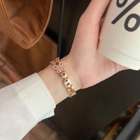 【N699】アップルウォッチバンド キラキラ 蝶々 Series10 apple watchバンド 女性