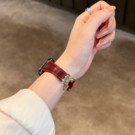 【N728】アップル ウォッチ レザー バンド 四葉のクローバー apple watch Series11/SE3対応 バンド かわいい 女性