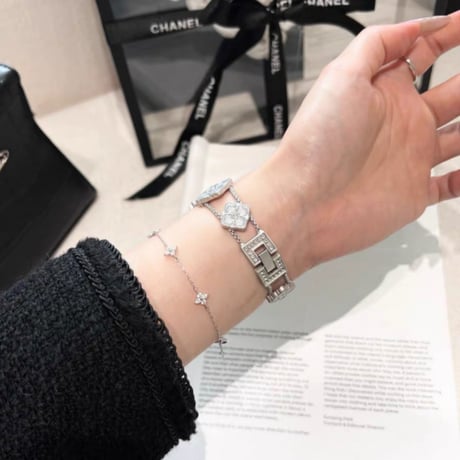 【N686】apple watch ブレスレット 重ね 付け アップル ウォッチ 11 バンド 女性 人気