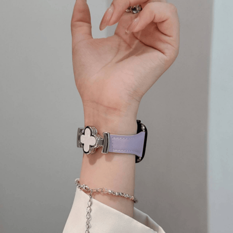 【N728】アップル ウォッチ レザー バンド 四葉のクローバー apple watch Series11/SE3対応 バンド かわいい 女性