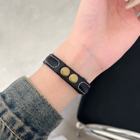 【N641】ボタン式 アップル ウォッチ レザー バンド apple watch バンド 細め
