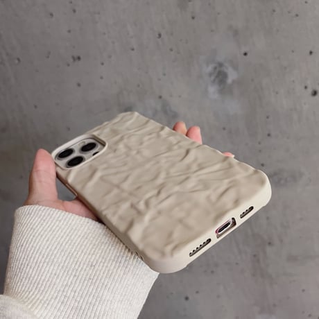 【N228】ベージュ ブルー iPhone16/15/14ケース しわ加工 持ちやすい