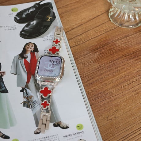 【N453】四葉クローバー アップル ウォッチ バンド 女性 人気 apple watch ブレスレット