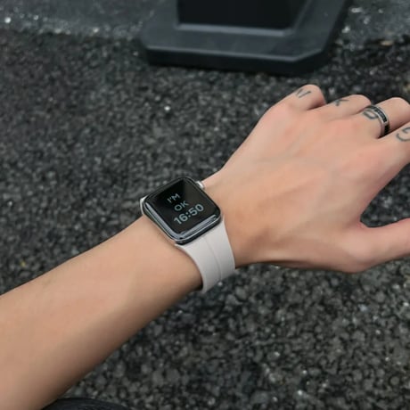 【N661】アップル ウォッチ バンド シリコン apple watch マグネット バンド 安い