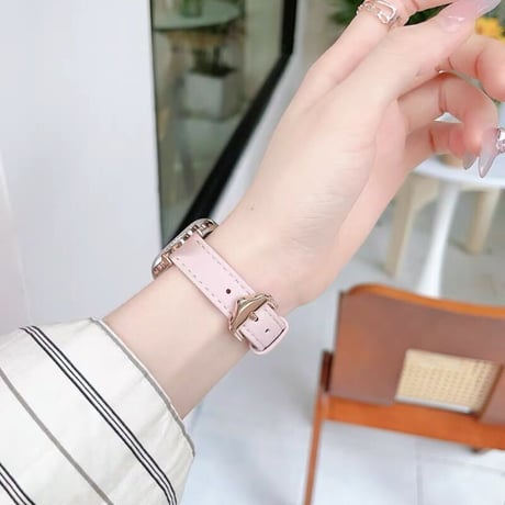 【N473】四つ葉クローバー アップル ウォッチ バンド 女性 人気 apple watch バンド レザー