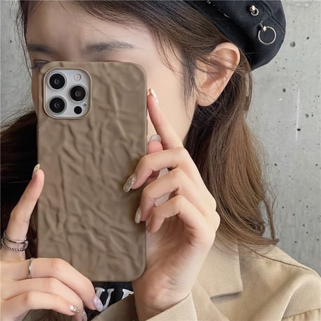 【N108】シワ加工 iphone15/15pro ソフトケース 韓国 ベージュ/グリーン/パープル  iPhone14/13/12シリーズケース おしゃれ