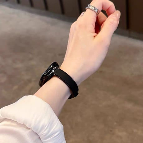 【N828】アップルウォッチ バングル 人気 apple watch 11/SE3 バンド かわいい