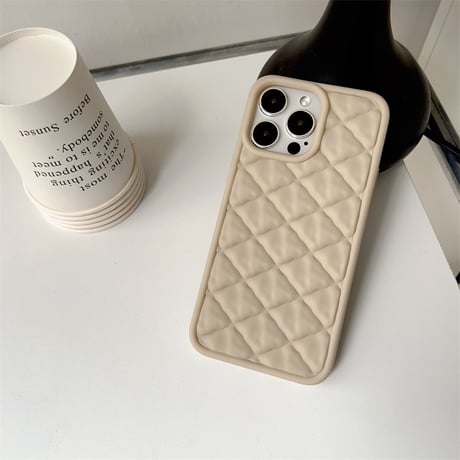 【N299】スマホケース かわいい iphone ケース 韓国 型押しラインiphone16 ケース オフホワイト iphone15/14ケース 保護