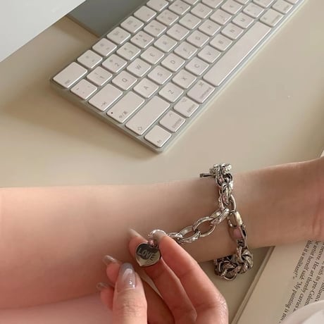 【N086】Apple Watch ブレスレット バンド 女性 アップルウォッチ7 se バンド かわいい