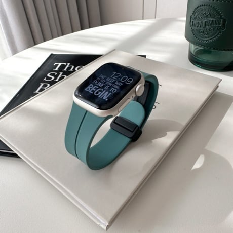 【N646】アップル ウォッチ Series11/SE3対応 バンド シリコン apple watch バンド マグネット 男女兼用