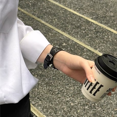 【N575】アップル ウォッチ 二 重 バンド apple watch バンド スタッズ かっこいい