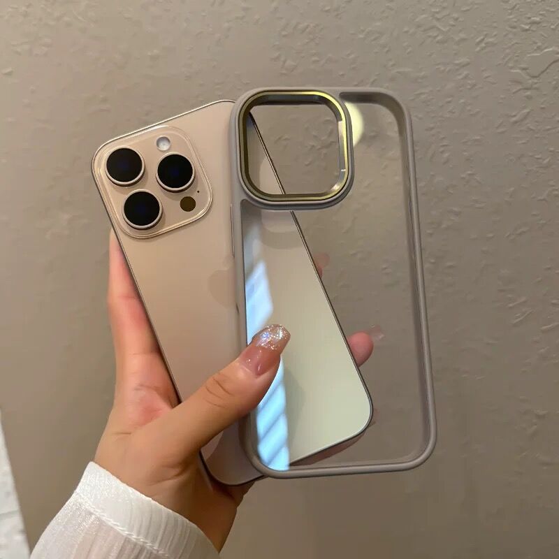 しゅん25　iPhone16 レザー　グリーン　デザートチタニウム Released on September 20th] Seven things I learned after