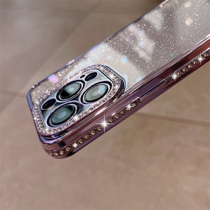 ✨希少✨VALENTINO iPhone16 13Pro ケース ラインストーン ✨希少✨VALENTINO iPhone16 13Pro ケース ラインストーン