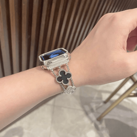 【N702】四葉のクローバー アップル ウォッチ ブレスレット apple watch バンド レディース「apple watchケース付き」
