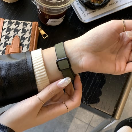 【N602】アップル ウォッチ マグネット バンド apple watch バンド レザー&シリコン