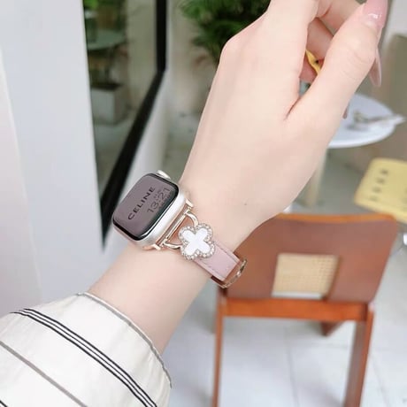 【N473】四つ葉クローバー アップル ウォッチ バンド 女性 人気 apple watch バンド レザー