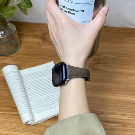 【N642】アップル ウォッチ series 10 バンド マグネット apple watch 革 バンド 女性 人気