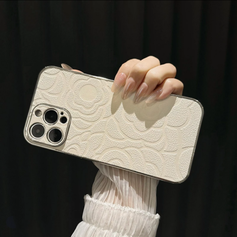 残り１【新品】Dolce&Gabbana iPhoneケース ヒョウ柄 ホワイト iPhone、AirPods、AirTag用カバー | ドルチェ＆ガッバーナ®