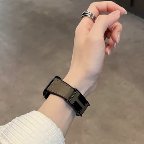 【N659】アップル ウォッチ Series11/SE3対応 バンド レザー+シリコン apple watch バンド マグネット 男女兼用