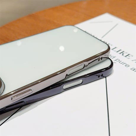 【N168】カメラレンズ保護フォルム付きのiPhone16/16proケース メタリックサイドカラークリアケース