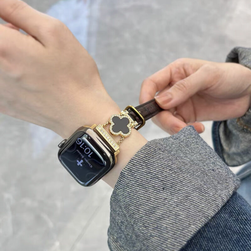 N467】四つ葉クローバー apple watch バンド 革 ブレスレット