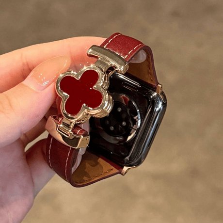 【N728】アップル ウォッチ レザー バンド 四葉のクローバー apple watch Series11/SE3対応 バンド かわいい 女性