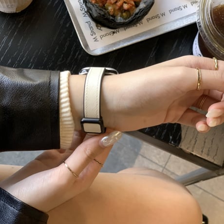【N602】アップル ウォッチ マグネット バンド apple watch バンド レザー&シリコン