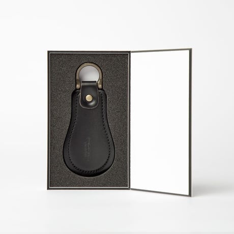 SHOE HORN KEY RING / BLACK- OILED CORDOVAN