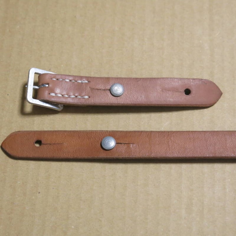 実物】WWⅡ／WW2 ドイツ軍M35/40/42ヘルメット用ライナー＆革顎紐