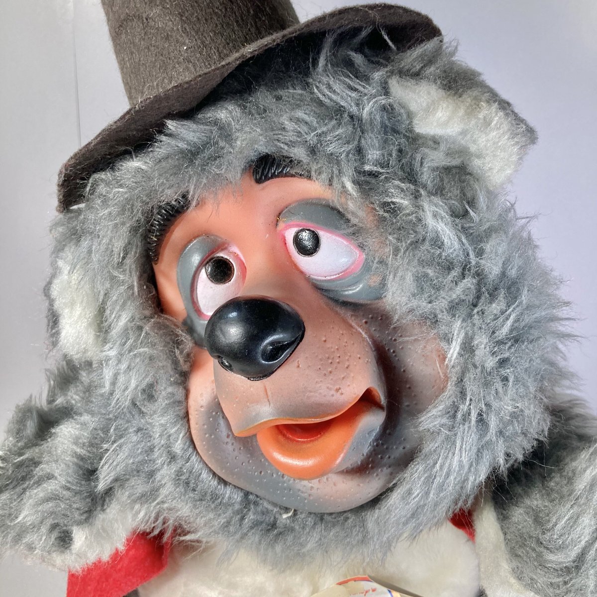 Vintage Walt Disney Big Al Plush 70s | 13SHOP Vintage Walt Disney Big Al Plush 70s | 13SHOP