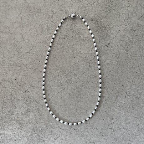 EMMN Small Pearl Necklace