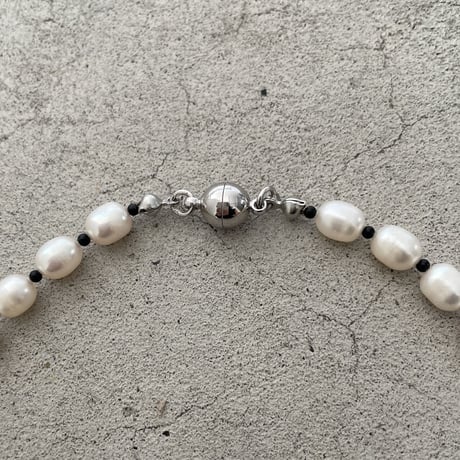 EMMN Small Pearl Necklace