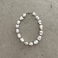 Baroque pearl × Onyx necklace