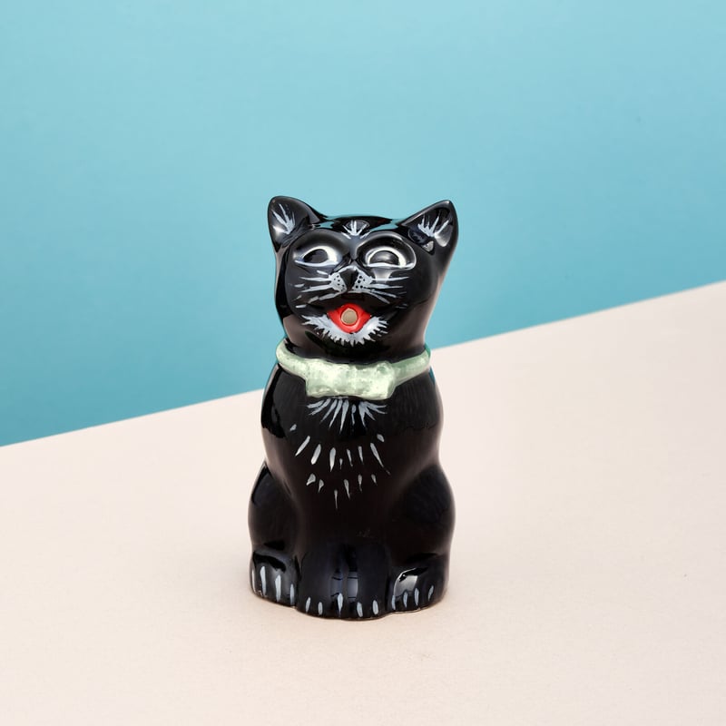 ITEM | Otter Potter England