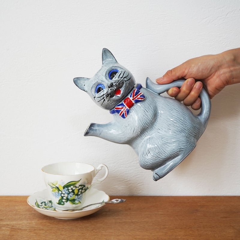 Grey Cat Tea Pot 