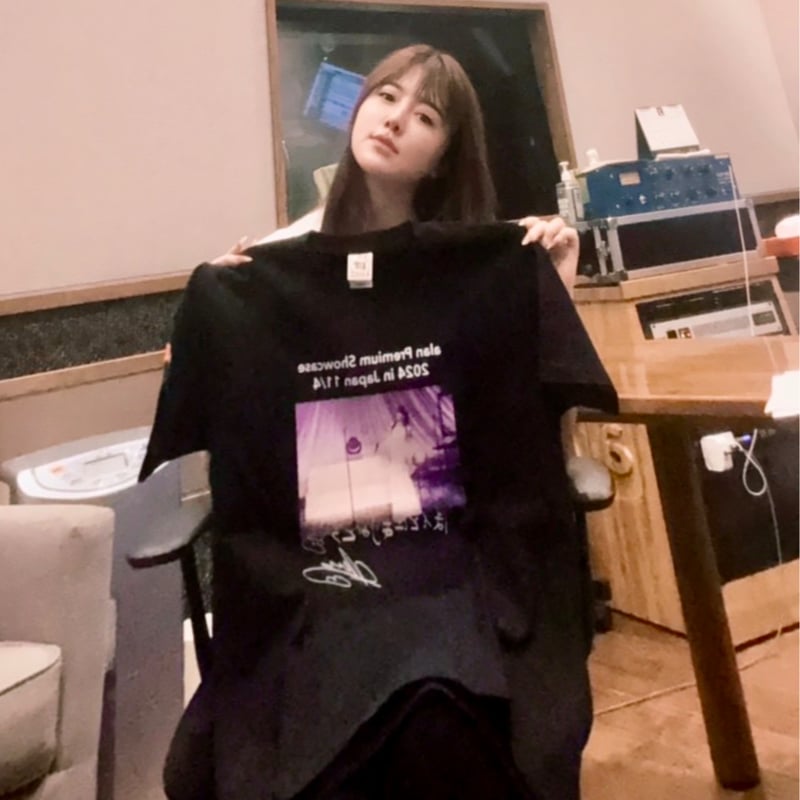 Tシャツ】「Premium Showcase 2024 メモリアル T シャツ11月1日バー