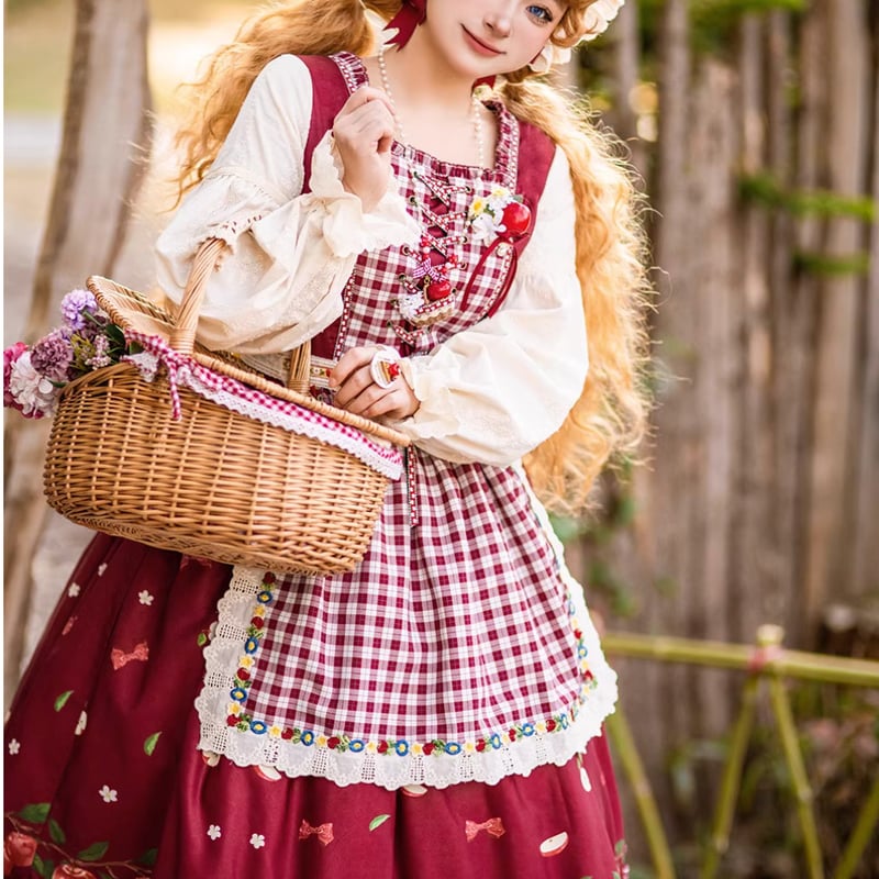 ヴィンテージ りんご刺繍エプロン 古着 高円寺 ヨーロッパ アメリカ ロリータ ヴィンテージ りんご刺繍エプロン 古着 高円寺 ヨーロッパ アメリカ