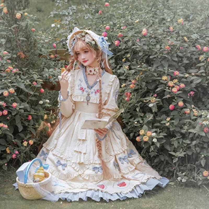 68センチアンティークドール用ドレス アイボリー フリル付きドレスとベール