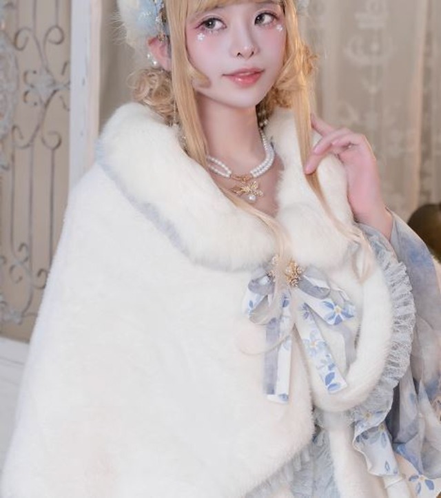 VISIBLE ケープ　白　ゴスロリ　ゴシックロリータ VISIBLE ケープ白ゴスロリゴシックロリータ