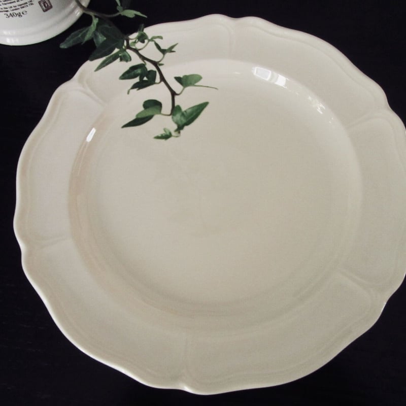 ウェッジウッド クィーンズシェイプ クイーンズプレーン 花リム ポット