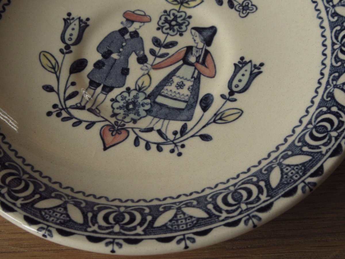ジョンソンブラザーズ　JOHNSON BROS イギリス製　未使用 イギリス製 JOHNSON BROS(ジョンソン・ブラザーズ) 絵画のような