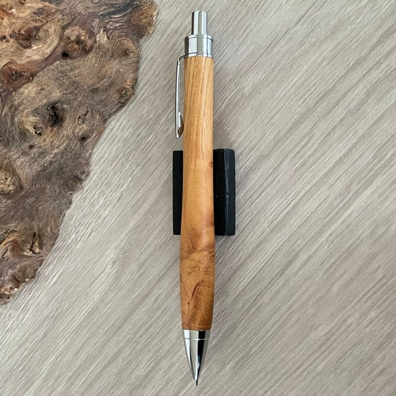 桑（くわ）/ UMA 木軸シャープペンシル 【一点もの！509134