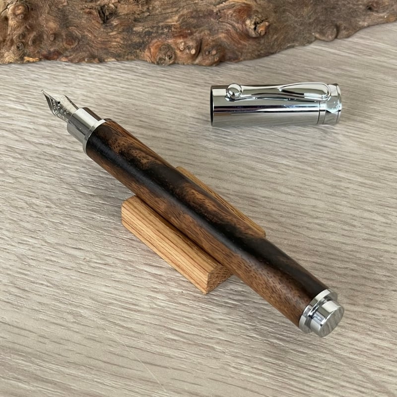 黒柿 / Cam 木軸万年筆 マグネットキャップ式【一点もの！508222