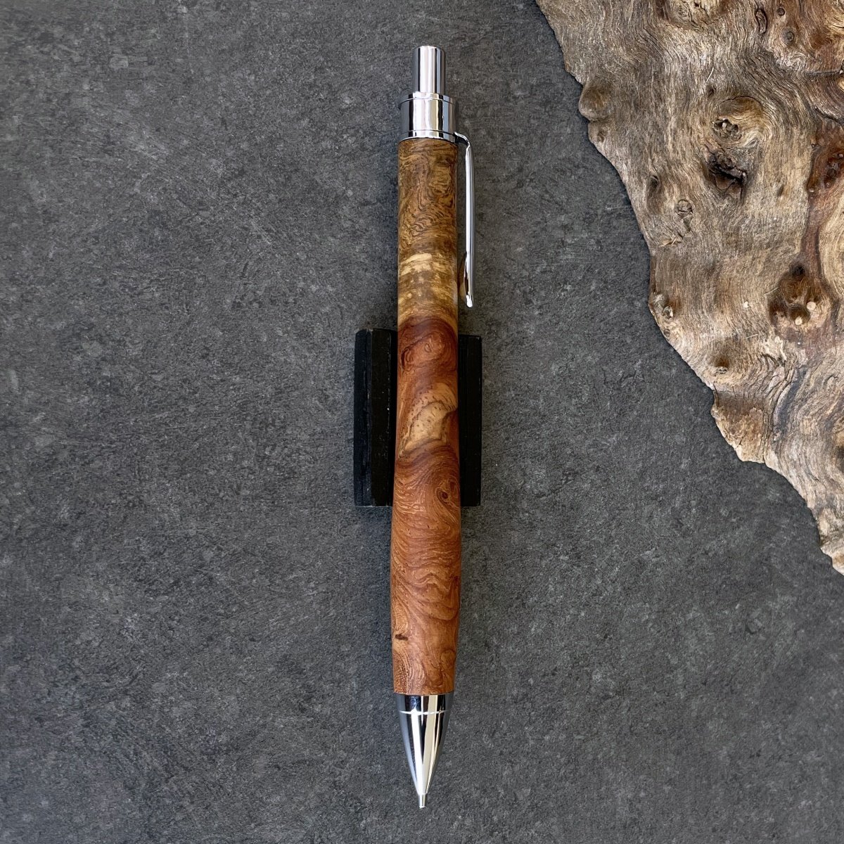 花梨瘤紅白 / UMA12 木軸シャープペンシル (520102) 【一点もの