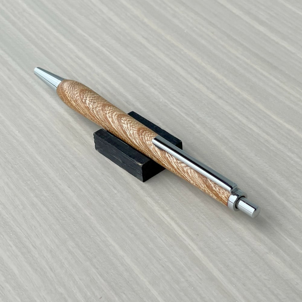 Slim 木軸ボールペン・ノック式 欅（ケヤキ） | MUKU屋