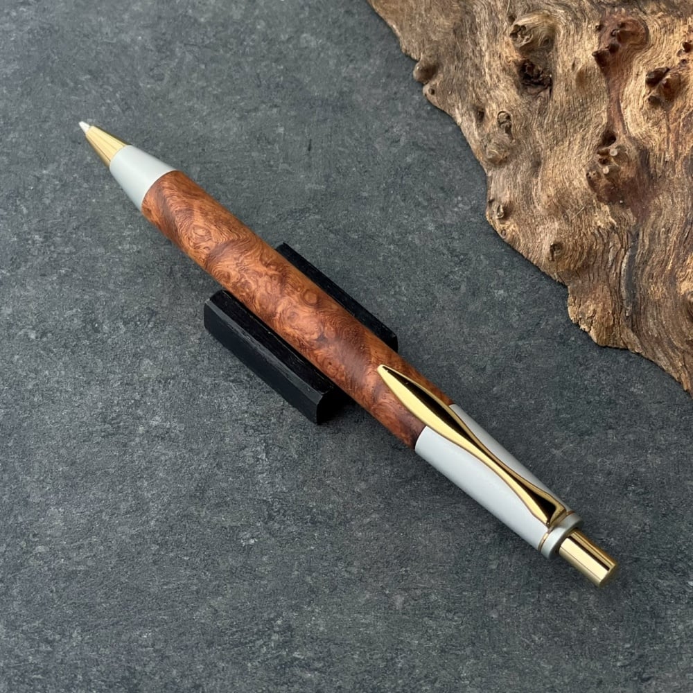 WHITE SINPEN 花梨瘤杢 / 2つの内部機構を持つ新感覚の木軸ペン【約23g