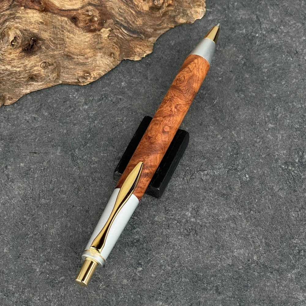 木軸万年筆　白花梨瘤