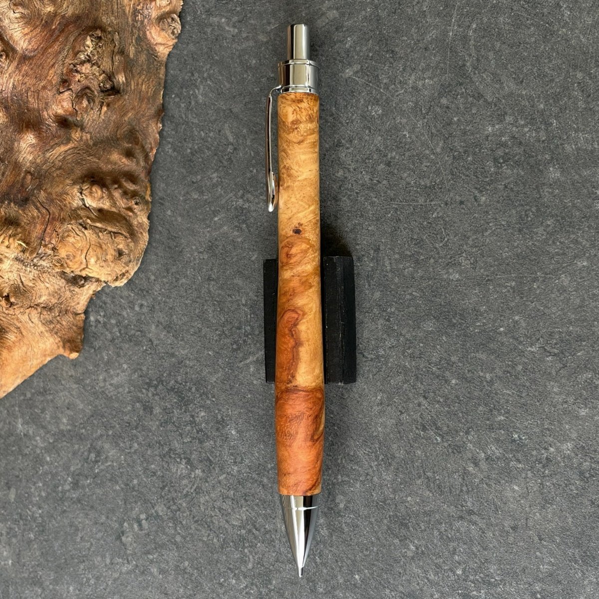 花梨瘤紅白 / UMA12 木軸シャープペンシル (520500) 【一点もの